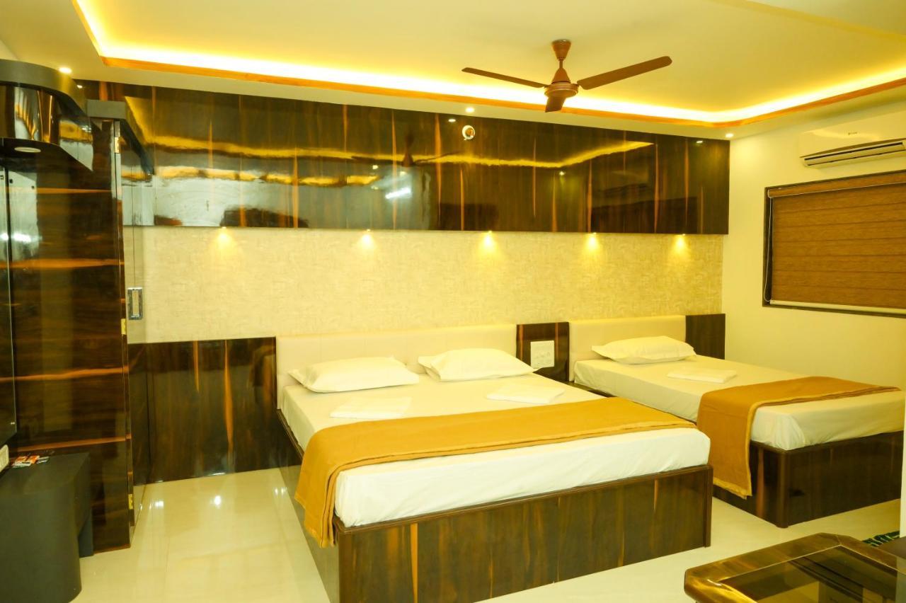 Hotel S S Residency à Padubidri Extérieur photo